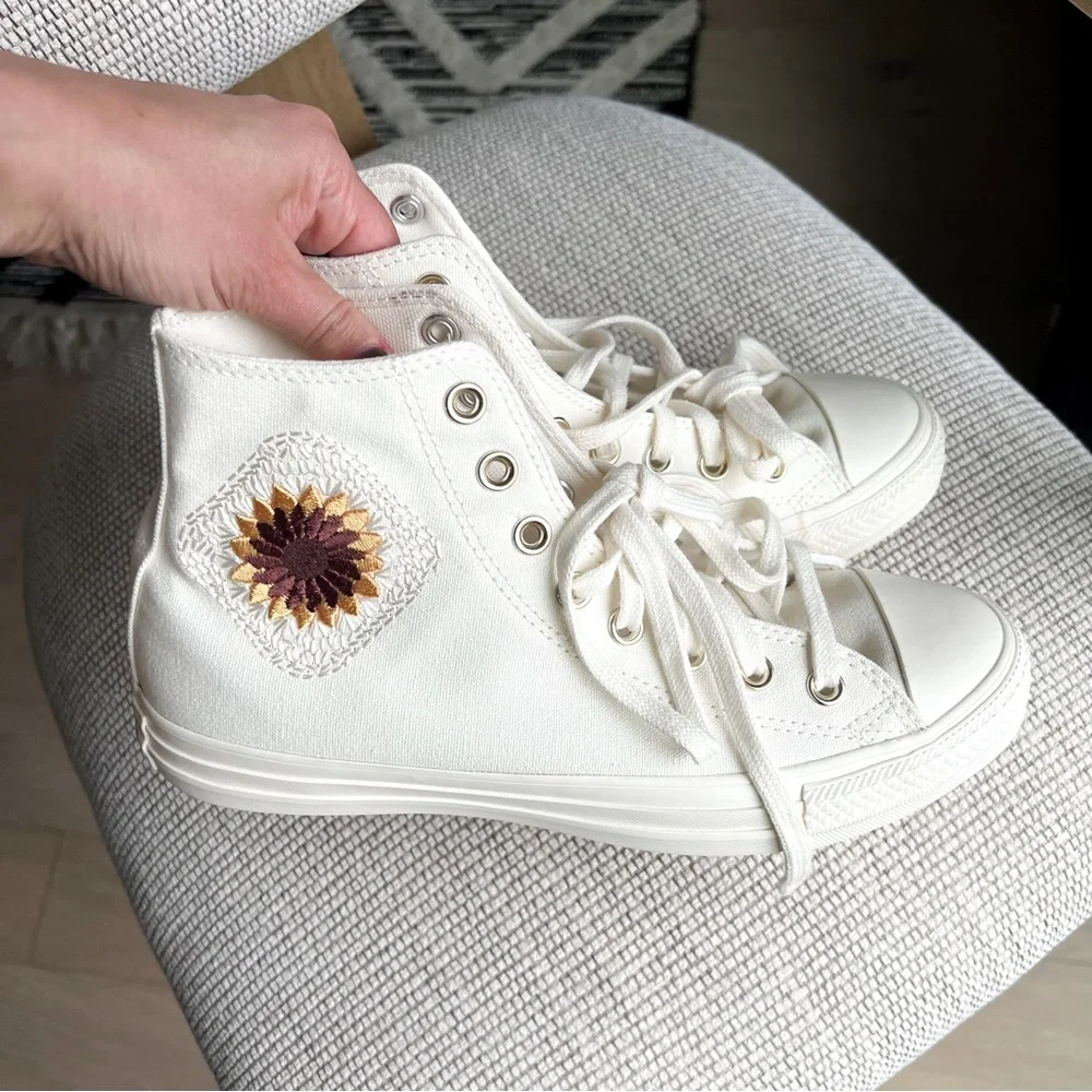 Converse Chuck Taylor Festival Smoothie All Star High-Top Sneakers - Picture 2 of 8